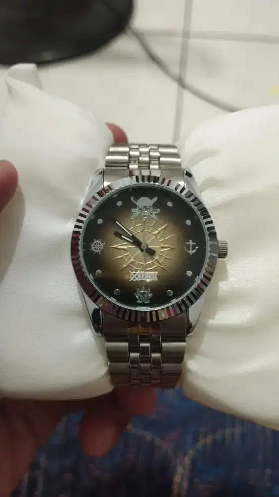 Jam Tangan One Piece Official Japan