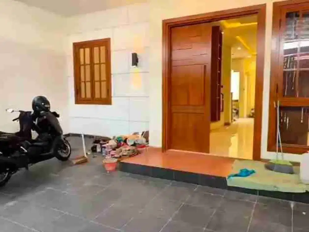 RUMAH BARU UK 7 X 20M² DI KOMPLEK DUTAMAS JELAMBAR