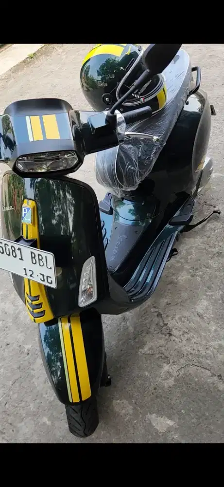 Vespa sprint racing sixties