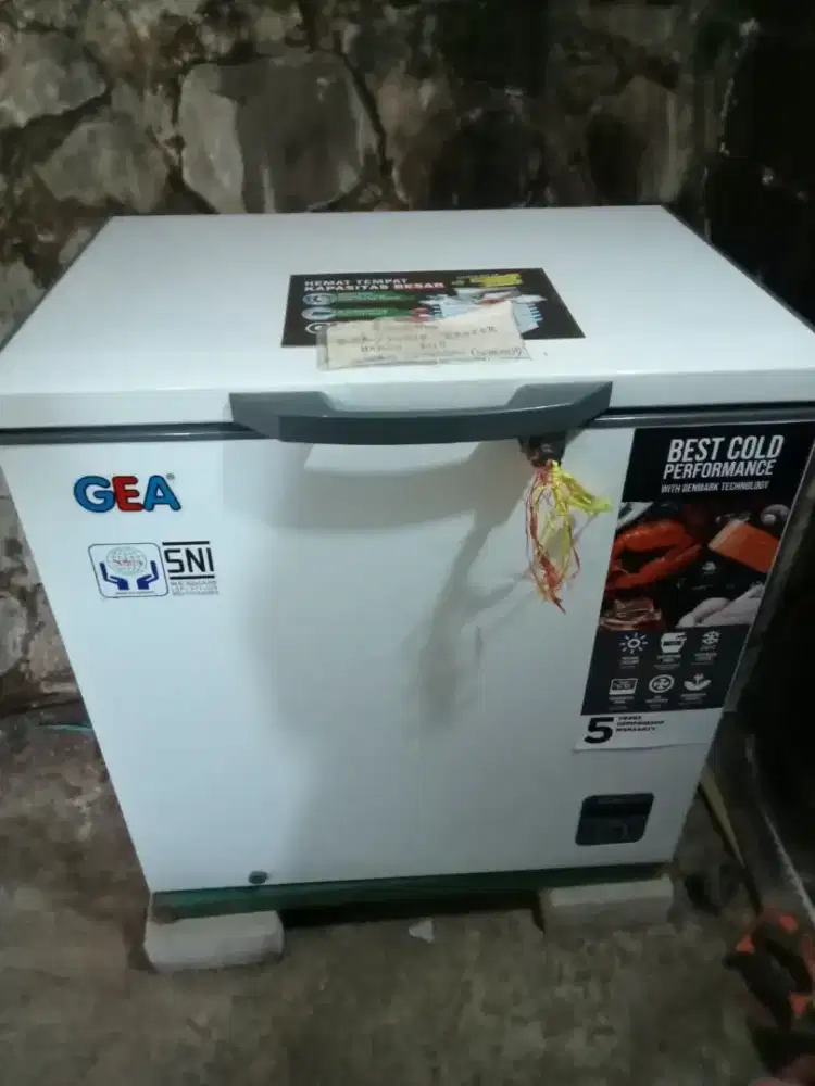 Di jual freezer