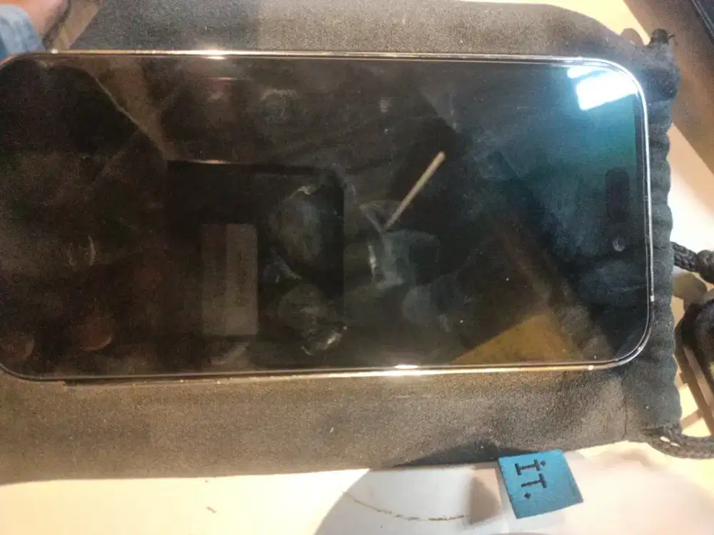 iPhone 14 Pro  lock iCloud