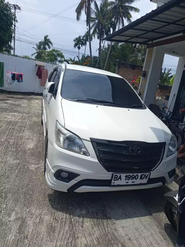 Innova g luxury bensin