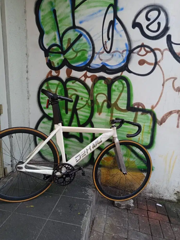 Di jual sepeda type WTS full bike