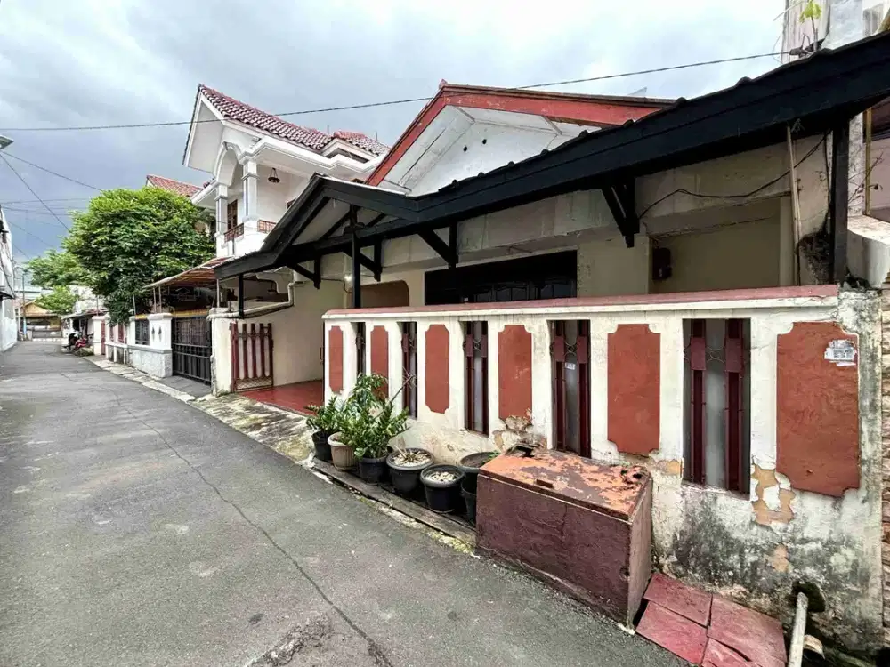 FOR SALE RUMAH DI TEBET TIMUR !