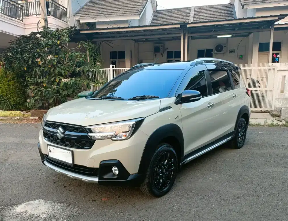 SUZUKI XL7 Alpha AT Hybrid 2024