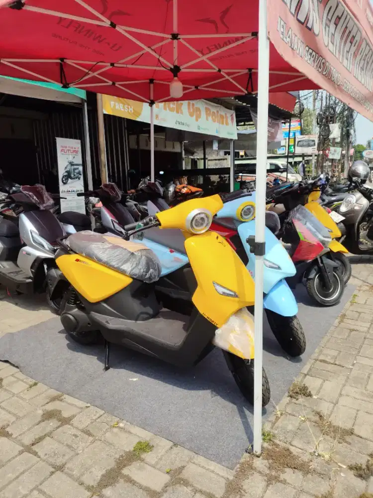 NEW ARRIVAL SEPEDA LISTRIK UWINFLY D66I BAGASI LUAS DESIGN TERBARU