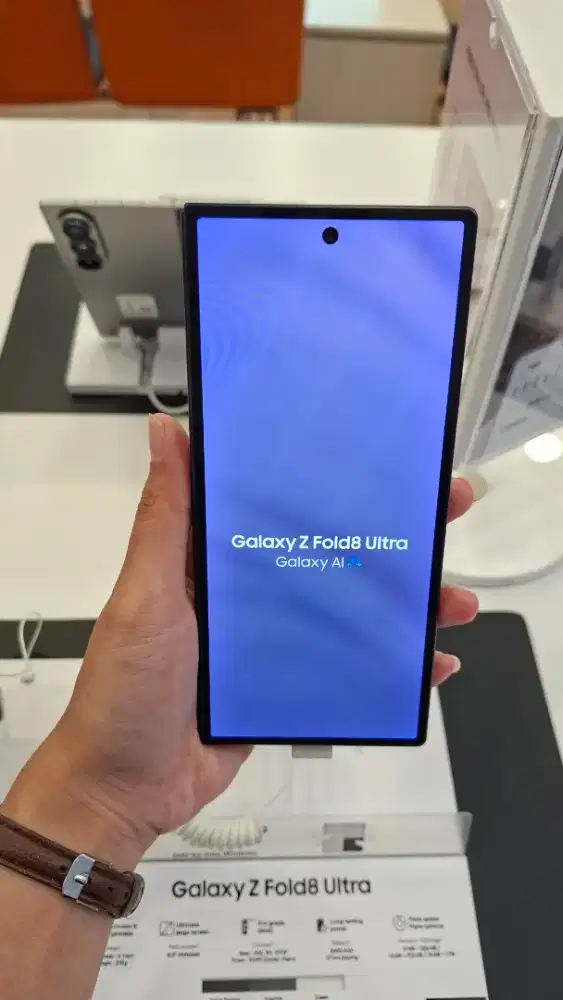 SAMSUNG GALAXY Z FOLD 8 ULTRA (BISA CICILAN)