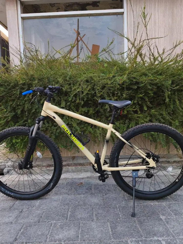 Polygon Cascade 3 Cream 2025/2026