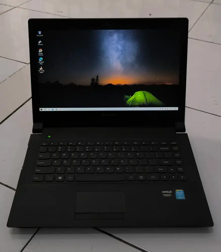 Lenovo dual vga semua normal ram 8 SSD 120 windows 10 siap pakai