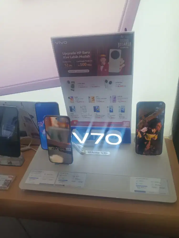 Vivo V70 promo cicilan dengan Home Credit