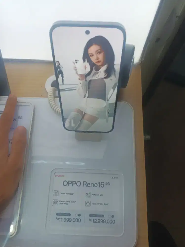Oppo Reno16 promo cicilan dengan Home Credit