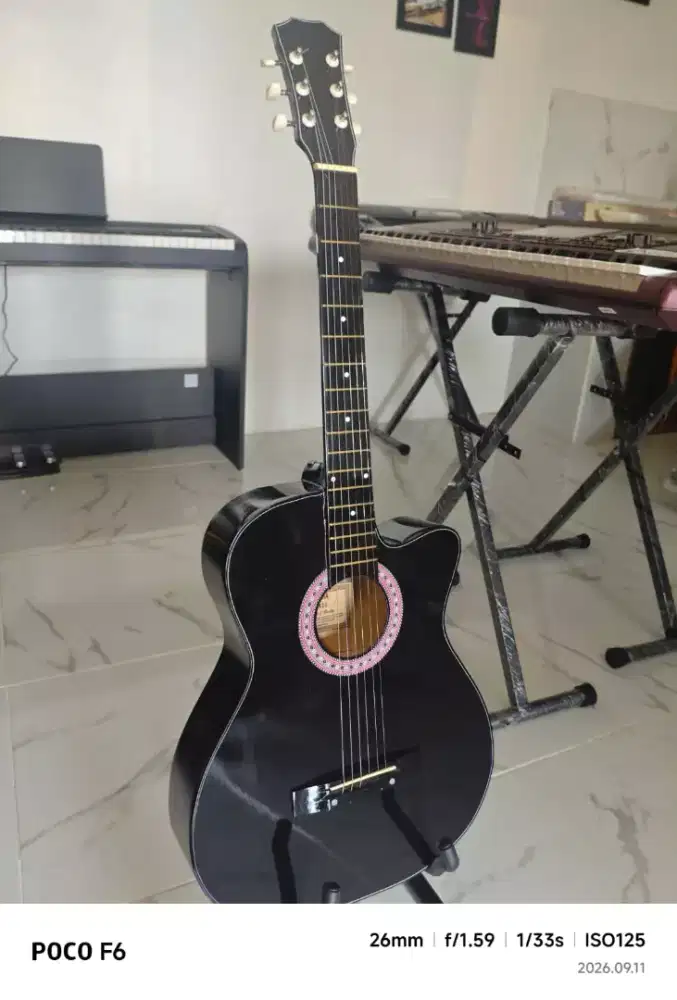 Gitar Akustik Yamaha Pemula