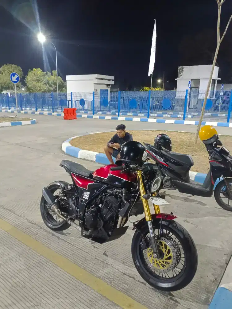 Ninja 250 custom cafe racer/scrambler ganteng full modif