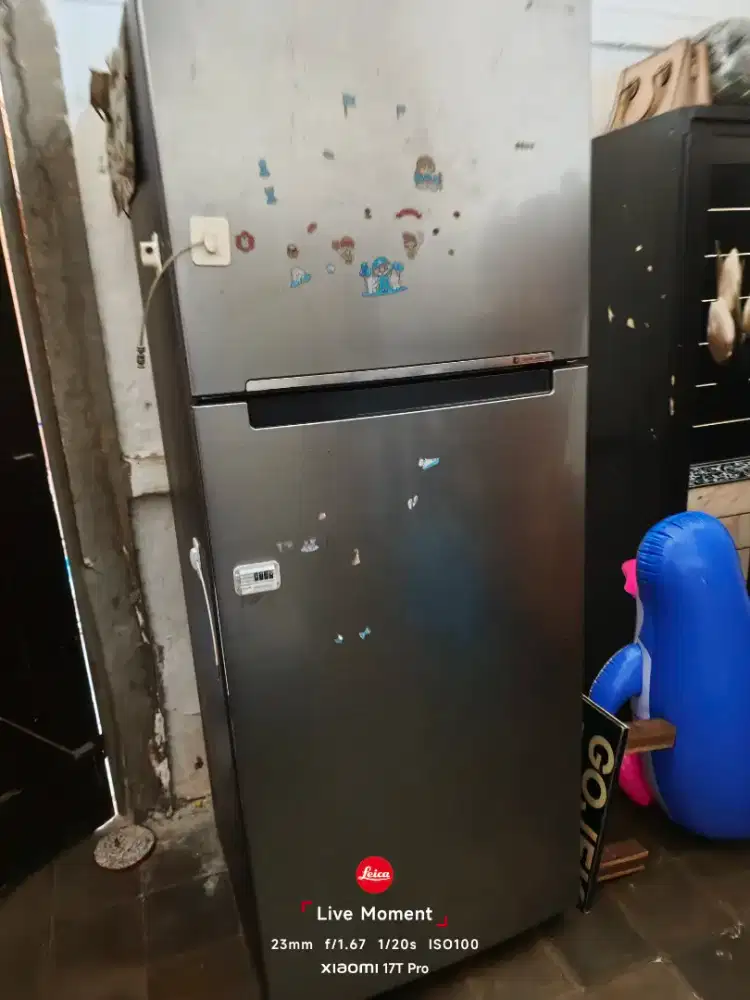 Lemari es Samsung RT38