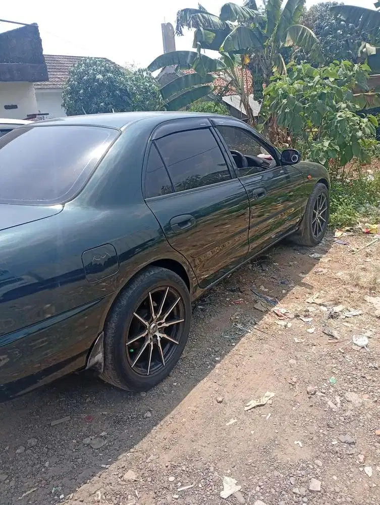 Mitsubishi Galant 1995 Bensin