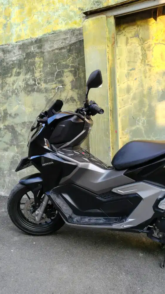 Honda adv 160 lengkap