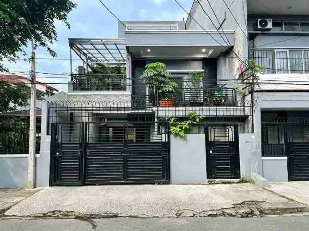 Dijual Rumah 3 Lantai 5 KT SHM di Sunter Jaya Jakarta Utara – Rp2,3 Miliar