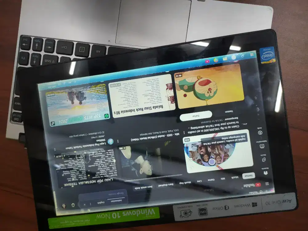 acer hybrid - bisa jadi laptop bisa jadi tablet