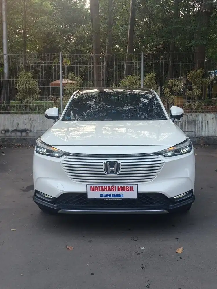 HR-V 1.5 SE Putih 2023 Km 30.000