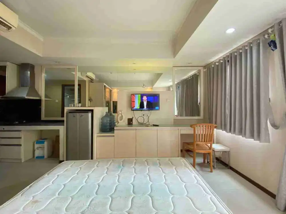 Di sewa Apartemen Royal Mediterania Garden Residence