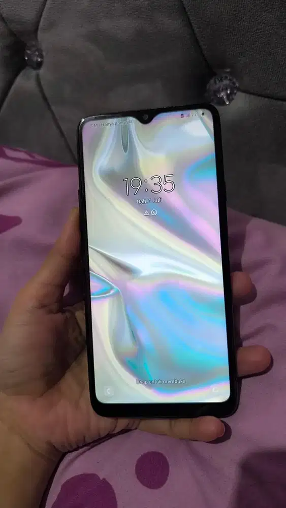 Samsung A20s second