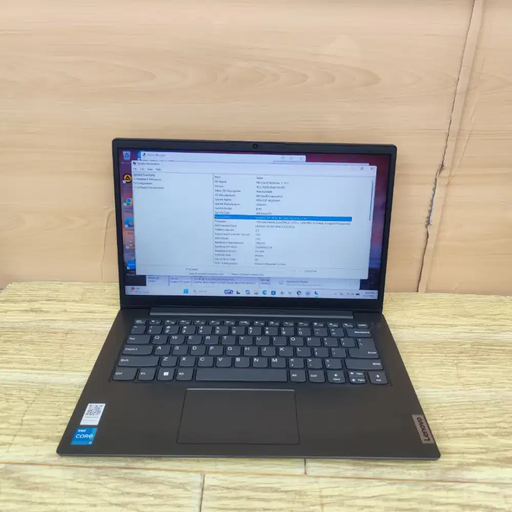 Laptop Second Lenovo V14 G3 IAP Core i3-1215U Ram 8gb SSD 512gb Fhd