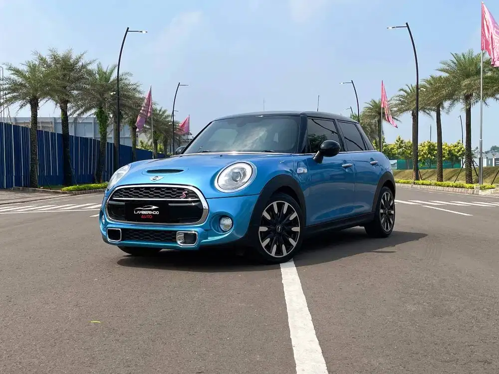 MINI COOPER S 5 DOORS 2015 LOW KM