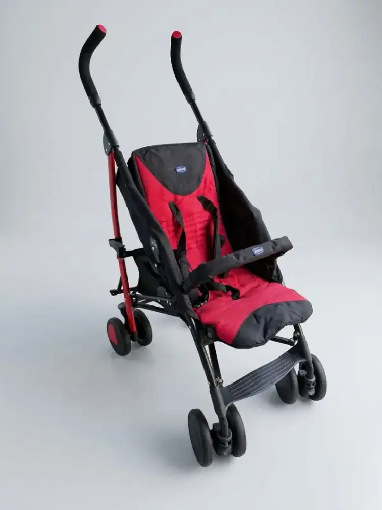 Dijual Stroller Chicco Snappy Lightweight (Merah Hitam)