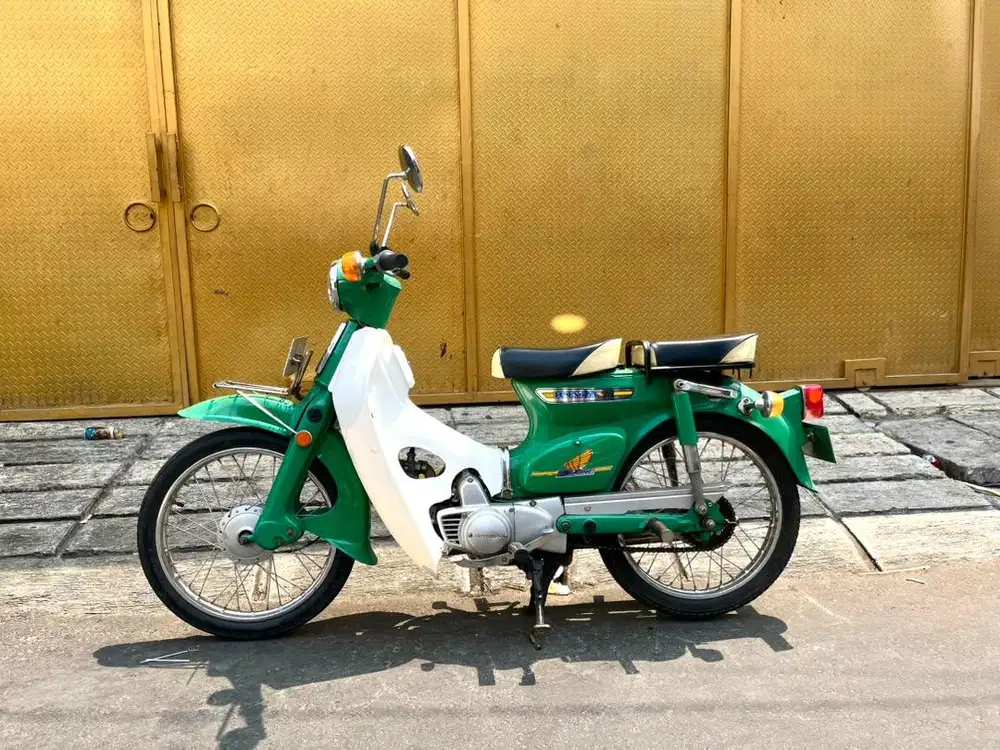 Honda C70 asli hijau