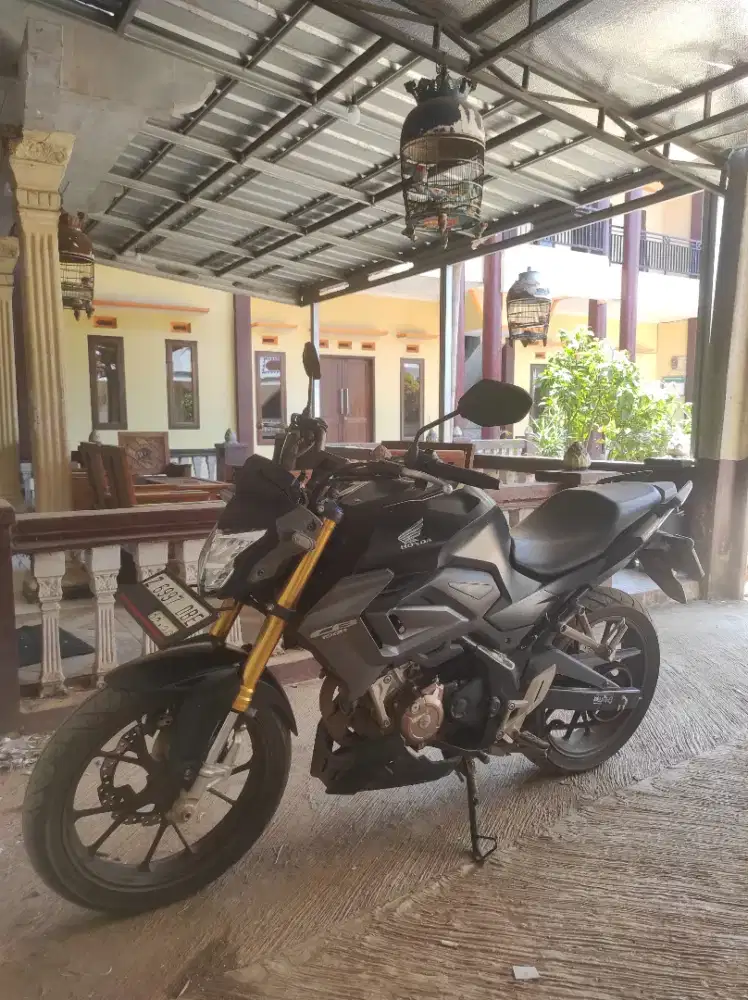 2022 Honda Cb150r Mulus Kumplit KM 8000