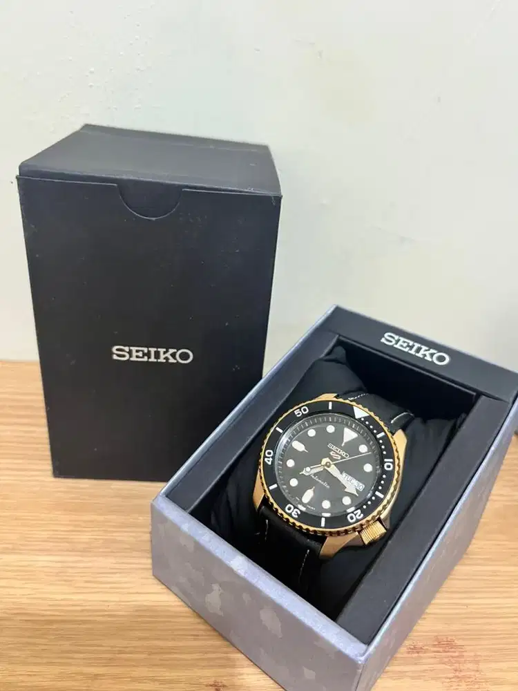 Seiko 5 Automatic SRPD76K1