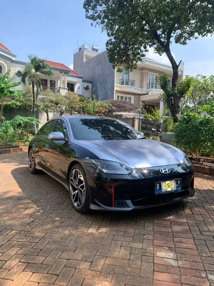 DIJUAL CEPAT HYUNDAI IONIQ 6 SIGNATURE 2023 TWO TONE
