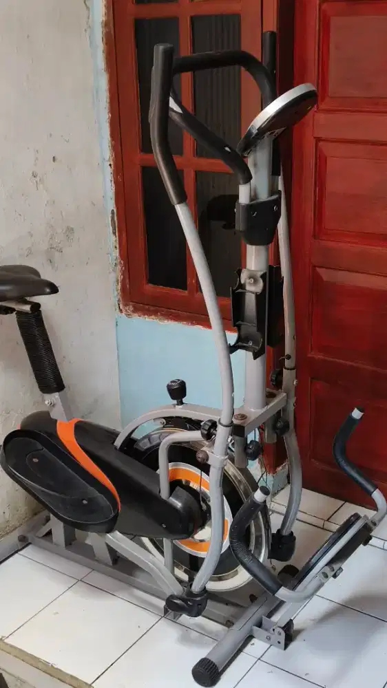 Sepeda statis 5in1 orbitrac