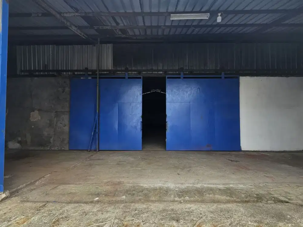 Ex Gudang Karoseri Bisa Untuk Gudang Produksi Siap Pakai di Legok Tangerang