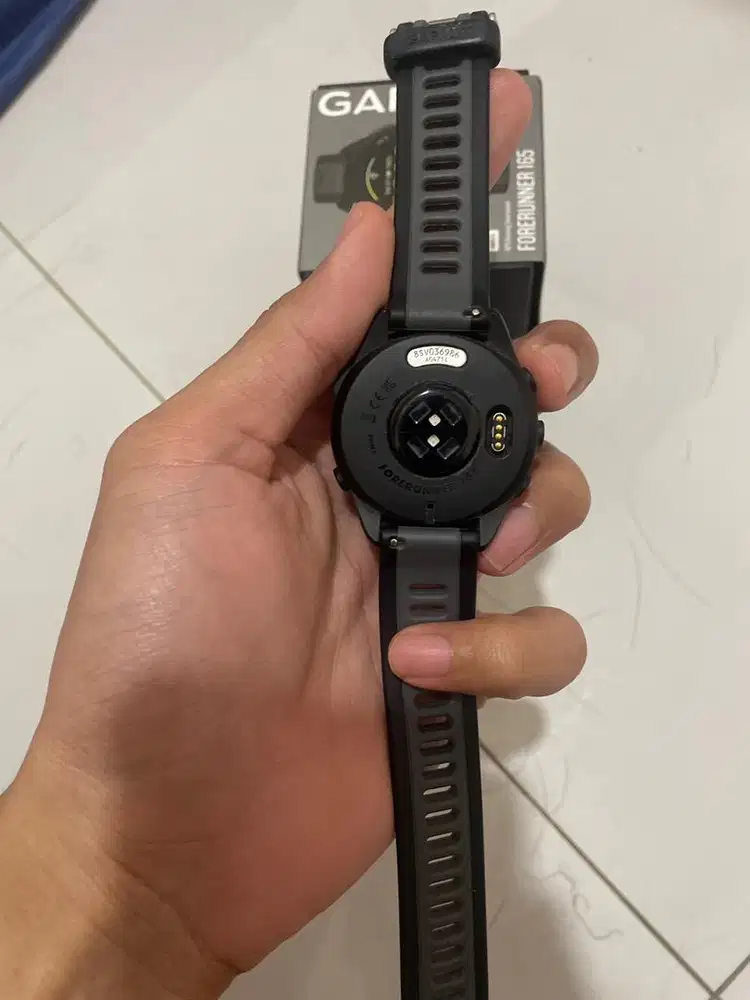 Jam tangan Garmin 165 non music