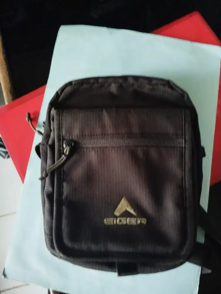 Tas slempang Eiger original mulus