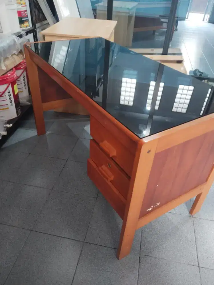 DIJUAL CEPAT ALL ITEM KURSI DAN MEJA BELAJAR DAN KANTOR