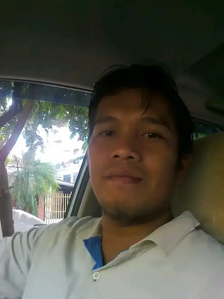 Mencari pekerjaan Driver Pribadi/ Freelance