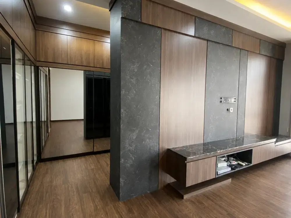 Rumah Mewah Furnished Ada Lift Kawasan Elite The Zora BSD City