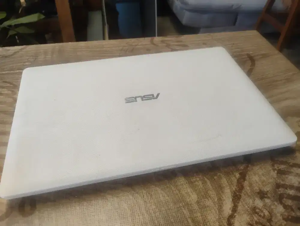 Dijual Notebook X200CA Celeron /Ram 2 GB/ 512 GB HDD