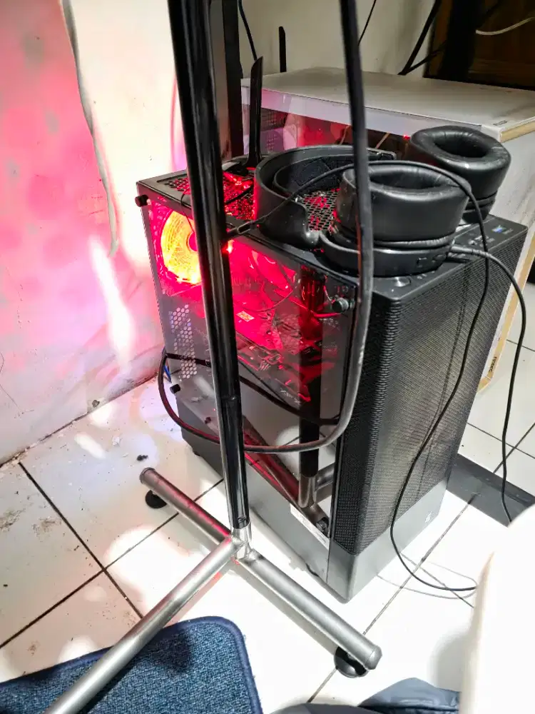 PC Gaming i5 8400, DDR4 16GB, RX 6600 8GB, PSU 550W 80+ Gold