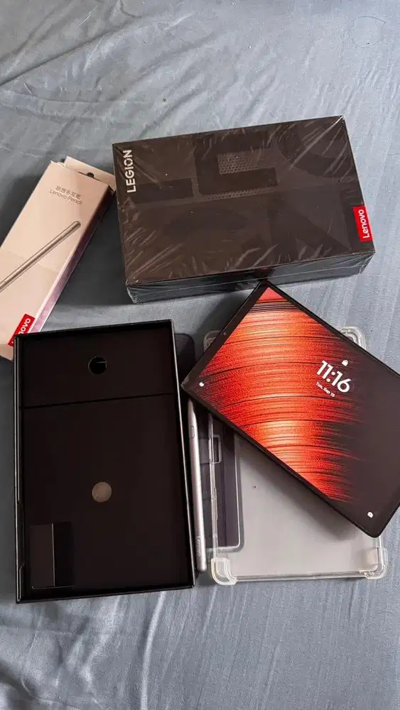 Lenovo Legion Y700 Gen 4 Snapdragon Elite 8 12/256 plus Pencil Mantull