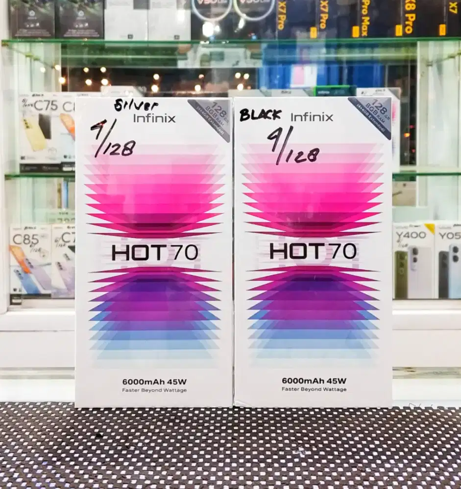 BARU..INFINIX HOT 70 RAM 4+4/128 SEGEL/GARANSI RESMI.