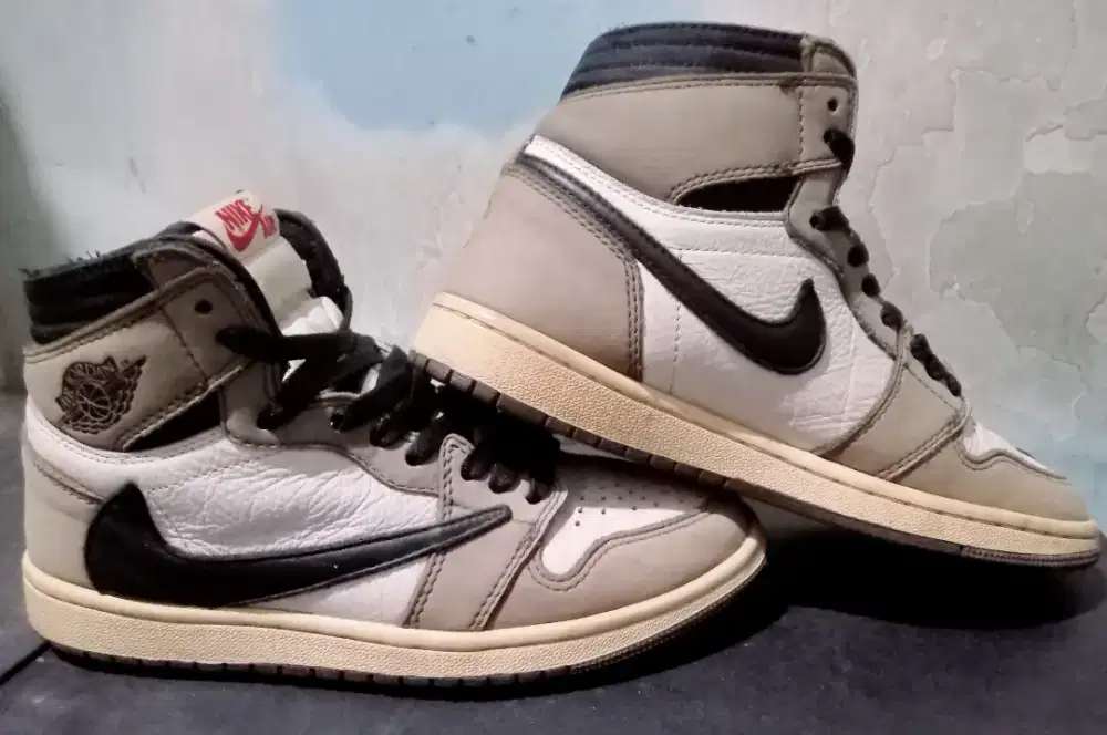 Nike_AJ RETRO 1 HIGH OG SP MOCHA_ TRAVIS SCOTT