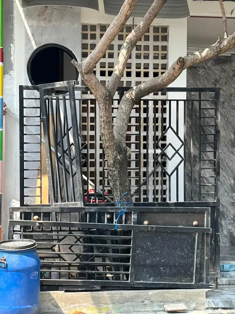 Di jual Pagar rumah ukuran 2x3 meter