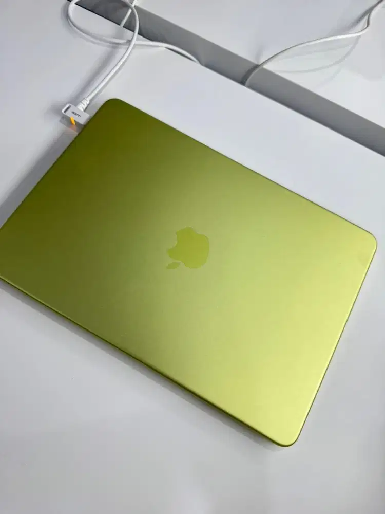 MACBOOK NEO GARANSI RESMI URBAN REPUBLIC PIM