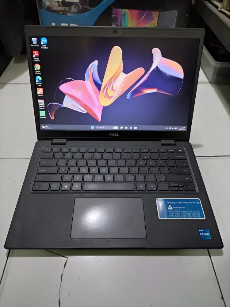 Dell Latitude Core i5 Gen 11 / RAM 8GB / SSD 512GB - Mulus Siap Pakai