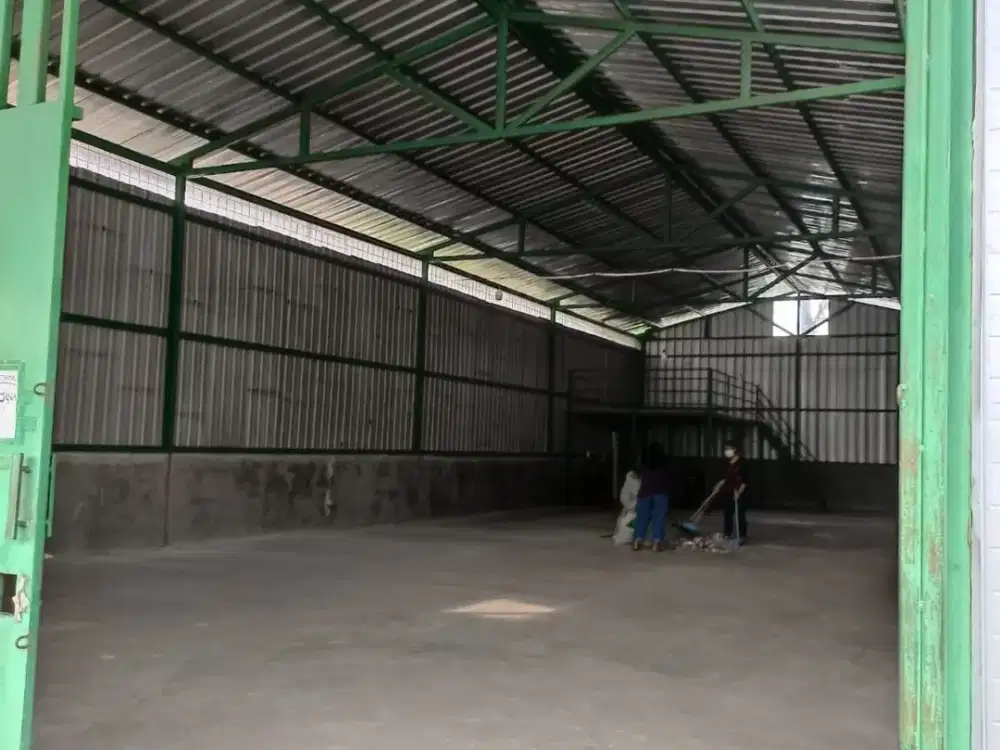 Disewa Gudang Petir Cipondoh