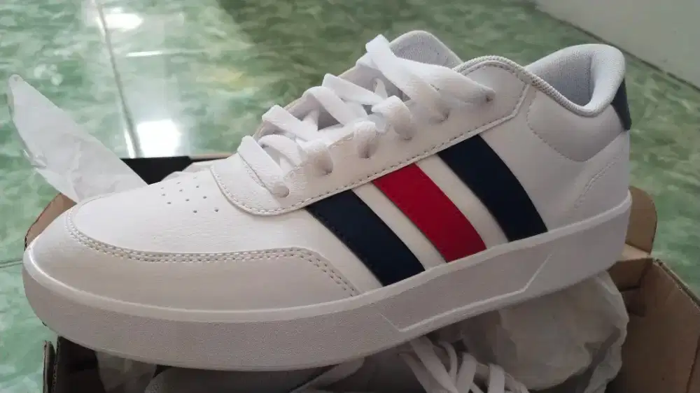 Sepatu Adidas Breaknet 3.0