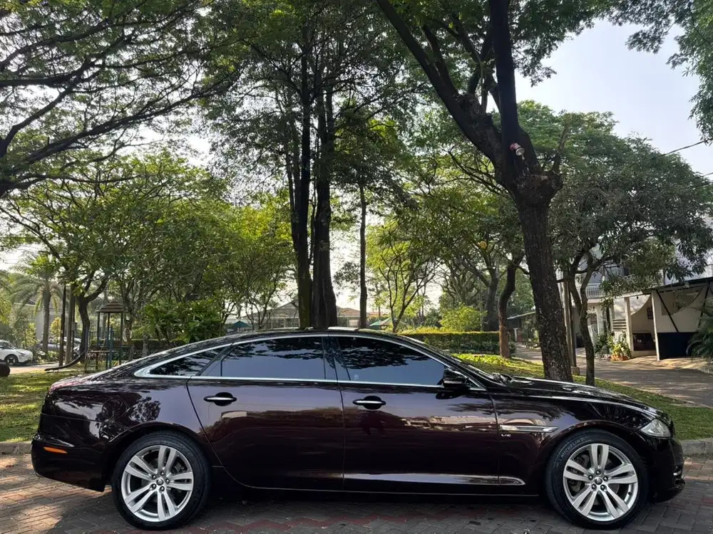 Dijual jaguar XJL 2014 termurah cash
